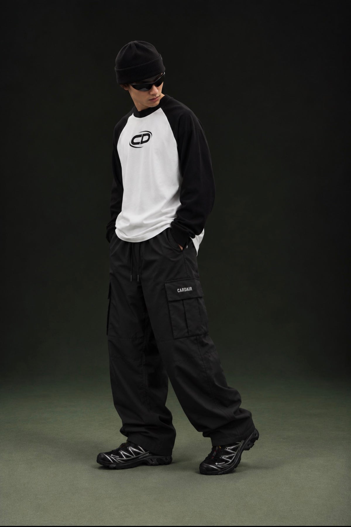 Studio Long Sleeve T Shirt - White/Black